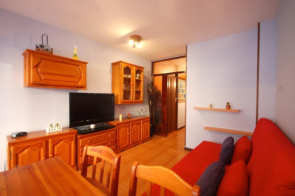 Lets Holidays Apartment Pool Terrace Тоса-де-Мар Екстер'єр фото